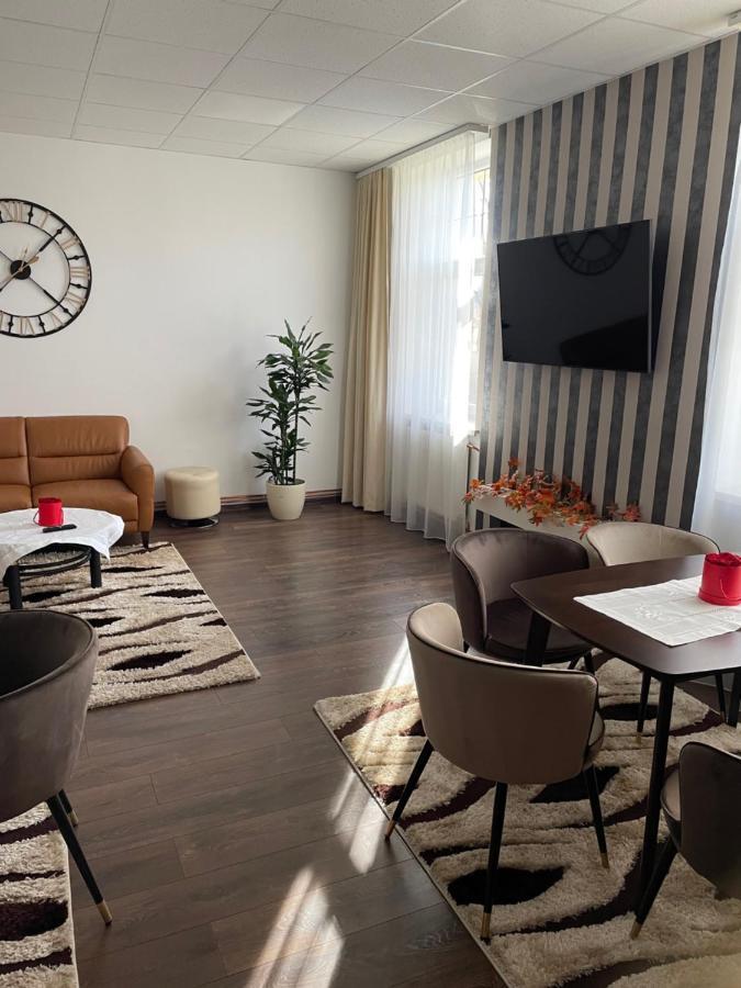 Villa Garden Apartments 포프라트 외부 사진