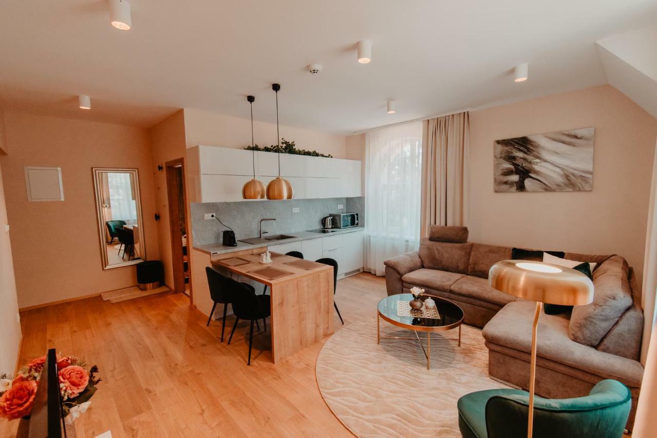 Villa Garden Apartments 포프라트 외부 사진