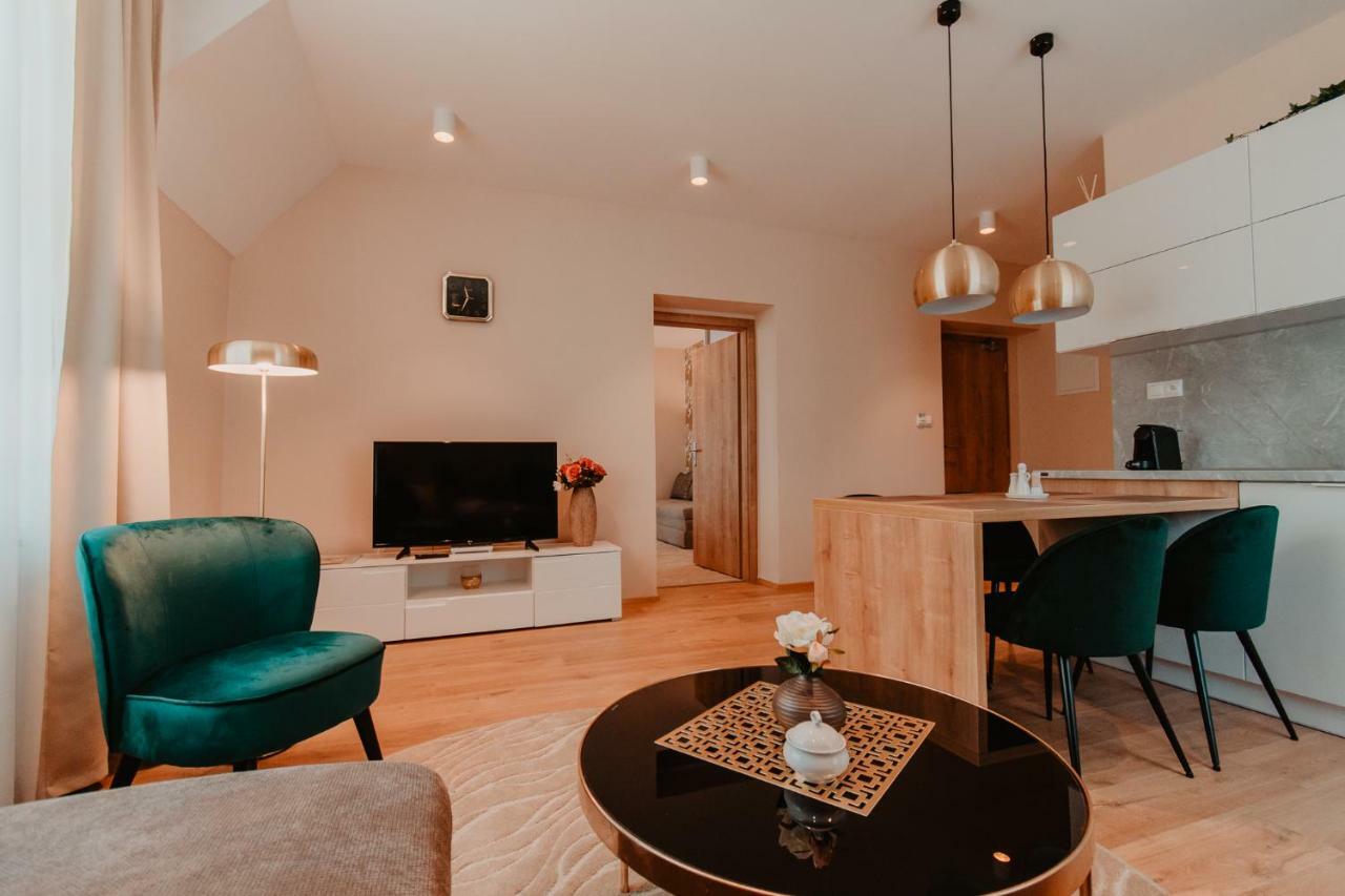 Villa Garden Apartments 포프라트 외부 사진