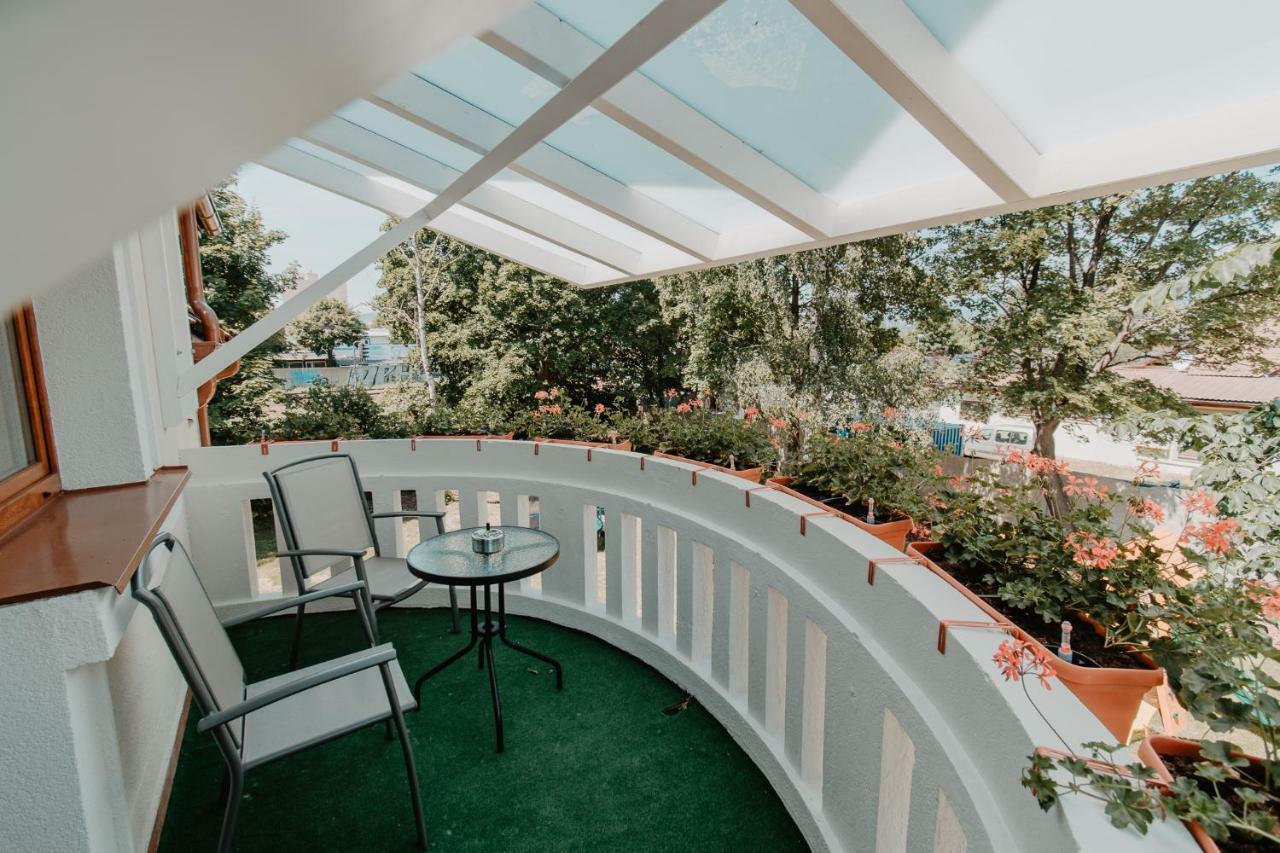 Villa Garden Apartments 포프라트 외부 사진